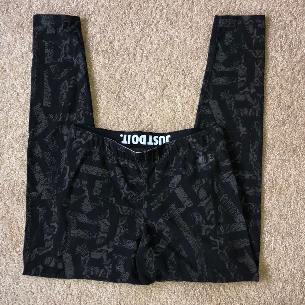 Nike printed leggings